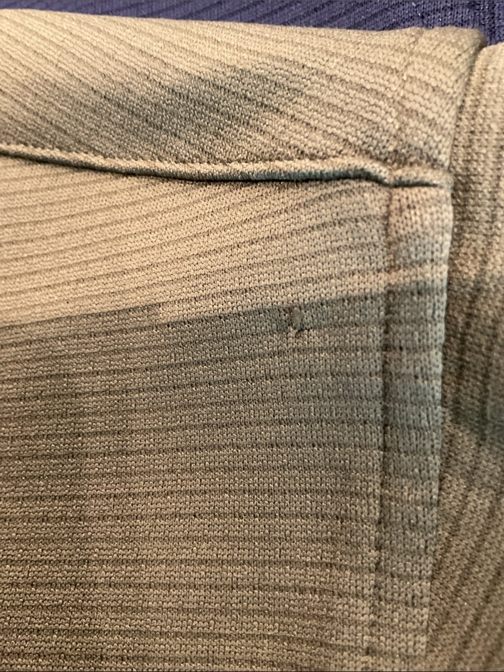3 Under Armour Shirts - Picture 4 of 8